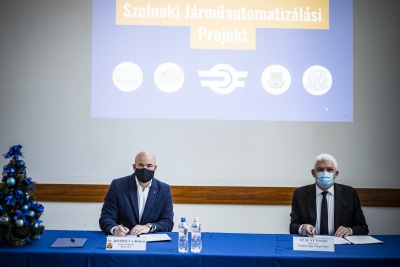 A Szolnoki Járműautomatizálási Projekt keretében négy együttműködési megállapodást kötött a MÁV-csoport