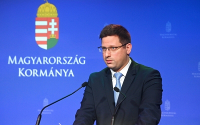 Gulyás Gergely: a kormány ezermilliárd forintra emeli a Baross-program vállalati hitelkeretét