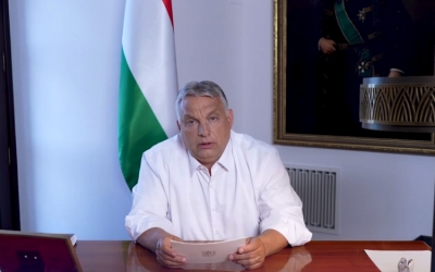 Orbán: megvédjük a rezsit és elvesszük az extraprofitot